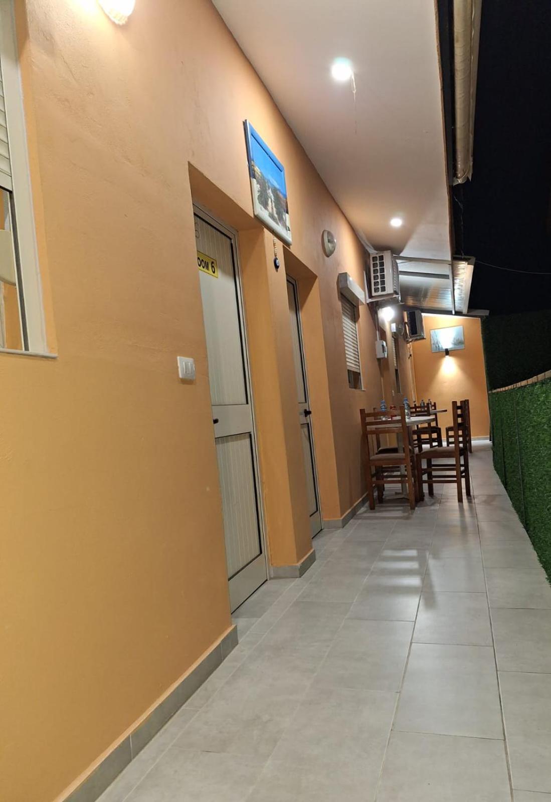 Hotel Sabi Maminas Bagian luar foto